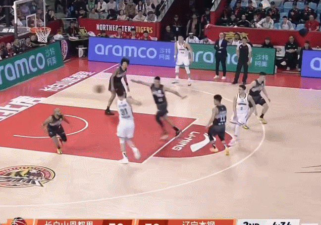 吉林队爆冷击败辽宁 防守反击成关键