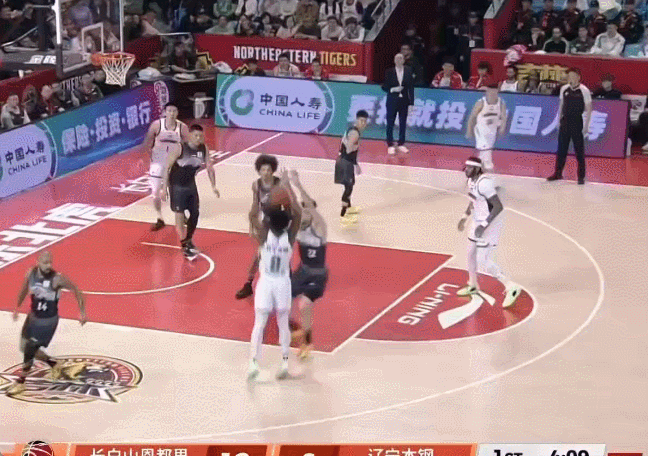 吉林队爆冷击败辽宁 防守反击成关键