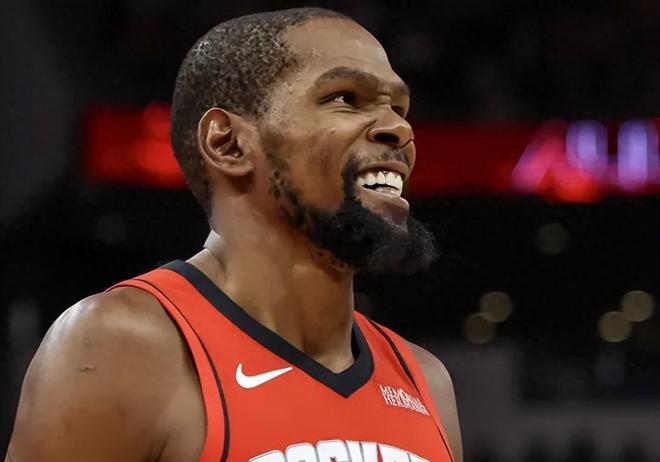 火箭力克尼克斯扩大领先优势 布局季后赛关键战