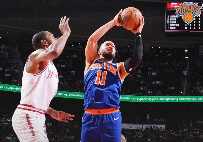 火箭力克尼克斯扩大领先优势 布局季后赛关键战