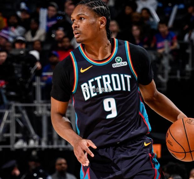 老鹰加时险胜活塞 杰伦约翰逊复出率队复仇成功