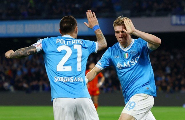 霍伊伦德：曼联末期被边缘化 转会那不勒斯彻底