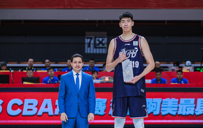 徐昕获NBA试训邀约 正与三家经纪公司接洽备战留